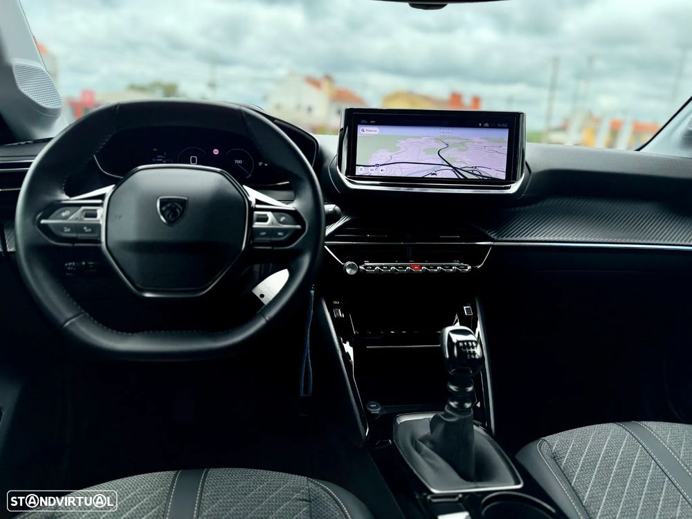 Peugeot 208 1.2 PureTech Allure - 15
