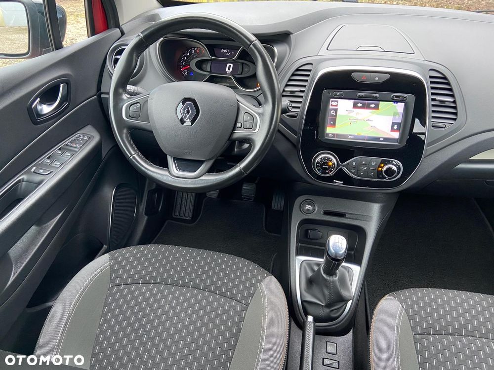 Renault Captur - 19