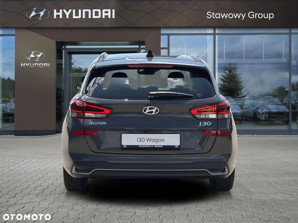 Hyundai i30 1.6 T-GDI Modern DCT - 4
