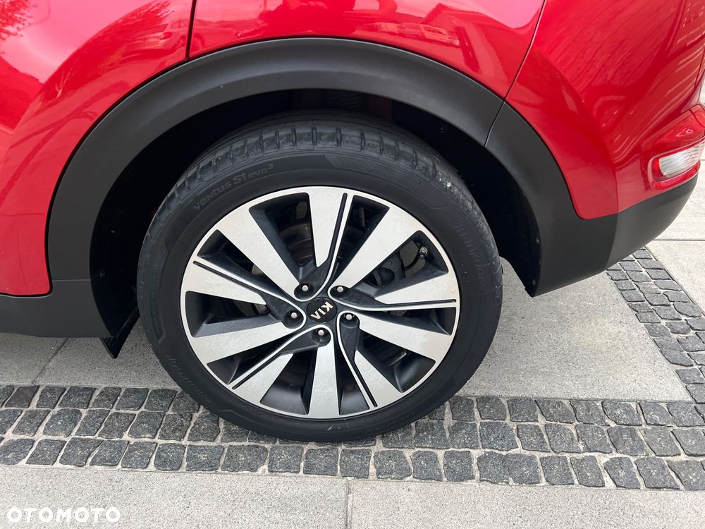 Kia Sportage 1.7 CRDI 2WD Dream-Team Edition - 9