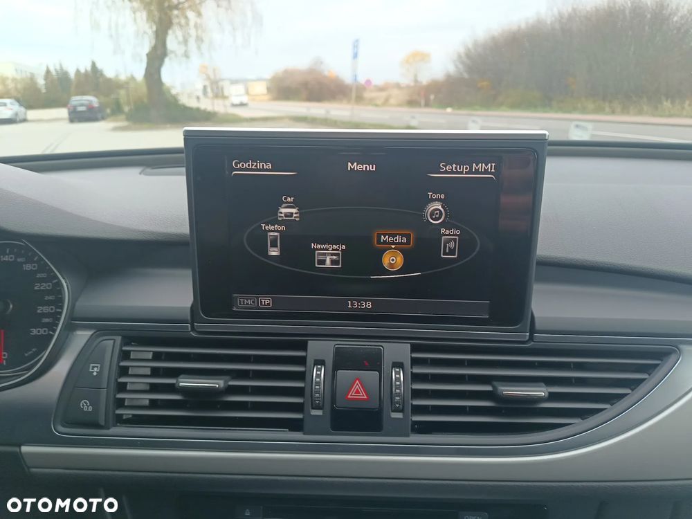 Audi A6 Avant 2.0 TDI Ultra S tronic - 12