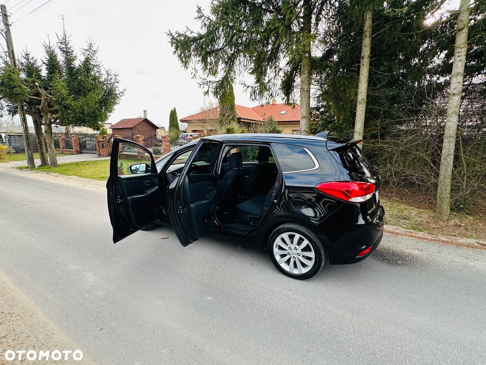 Kia Carens 1.7 CRDi Business Line 7os 7DCT - 7
