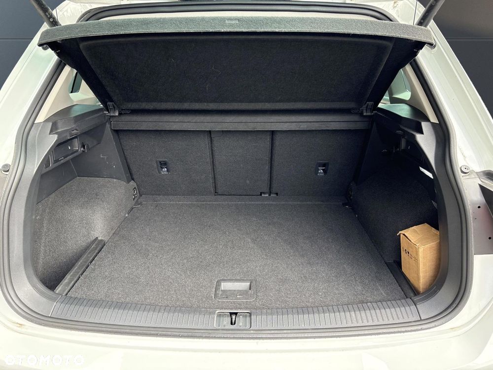 Volkswagen Tiguan 1.5 TSI EVO Elegance DSG - 17