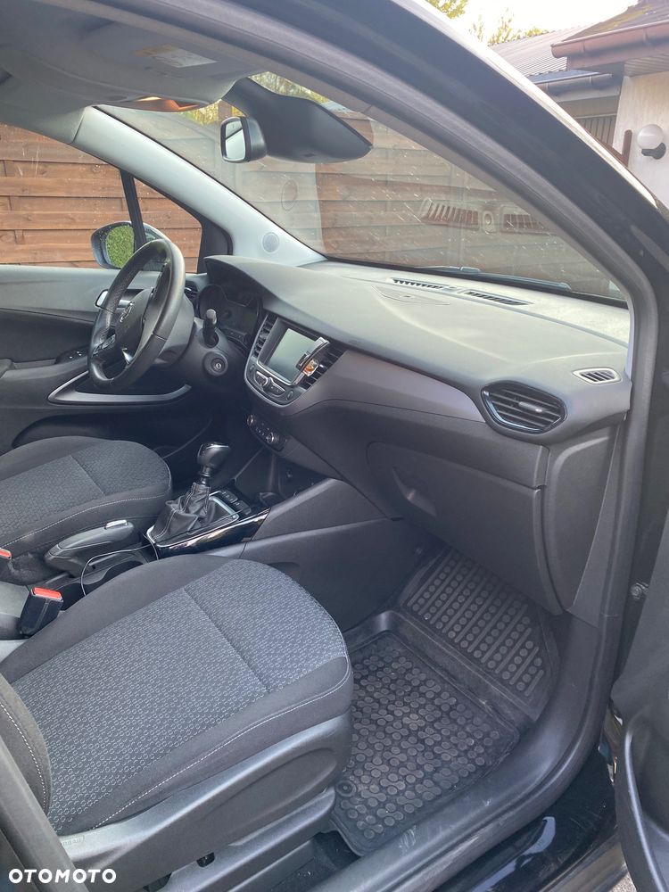 Opel Crossland X - 8