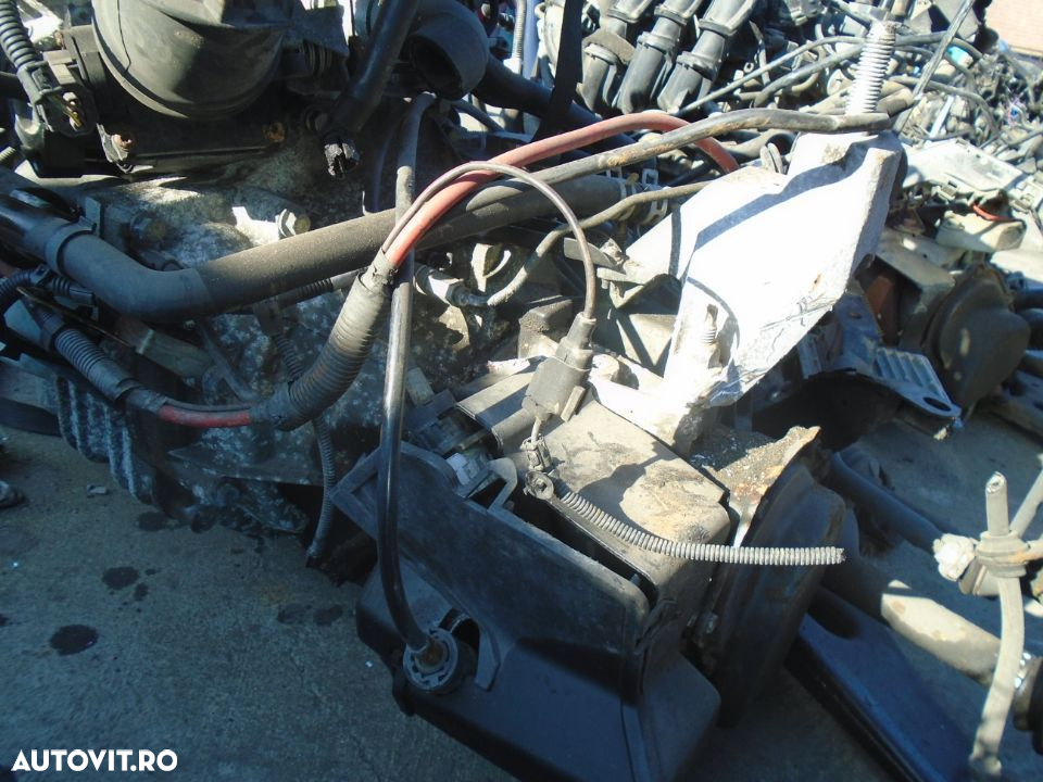 Motor Ford Focus 1.4 16V benizna FYDA din 2000 fara anexe - 6