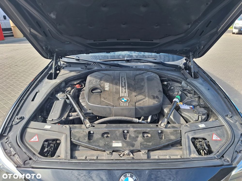 BMW Seria 5 525d - 2