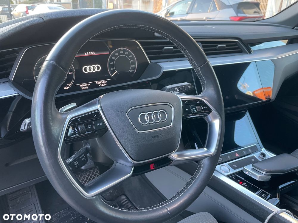 Audi e-tron 55 Quattro S Line - 14