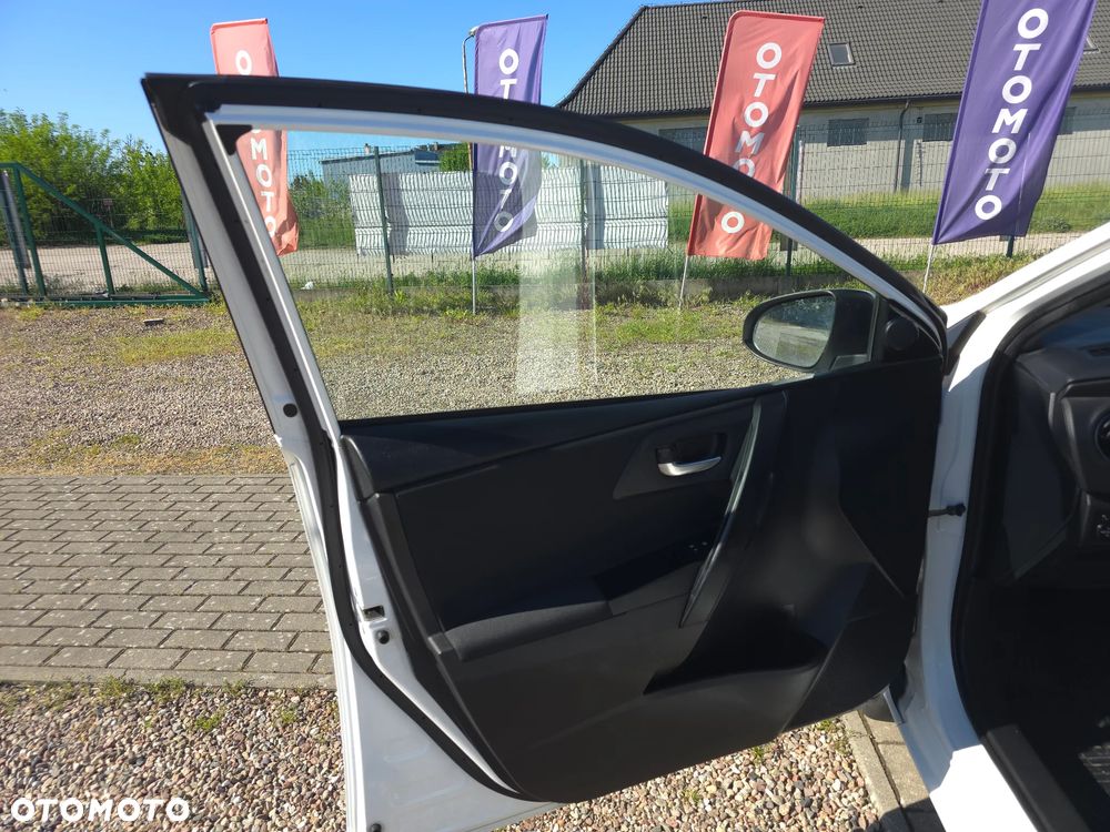 Toyota Auris 1.8 HSD Luna - 18