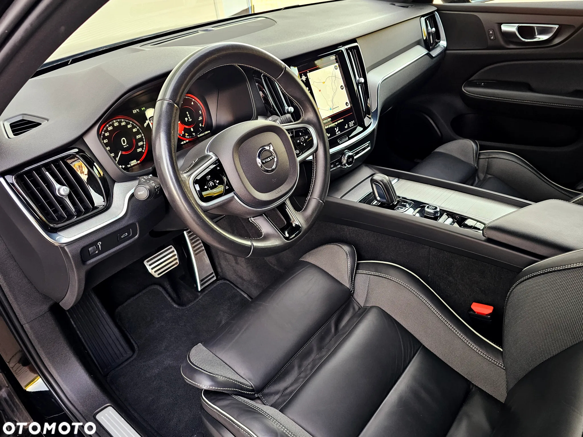 Volvo V60 B4 D Geartronic RDesign - 29