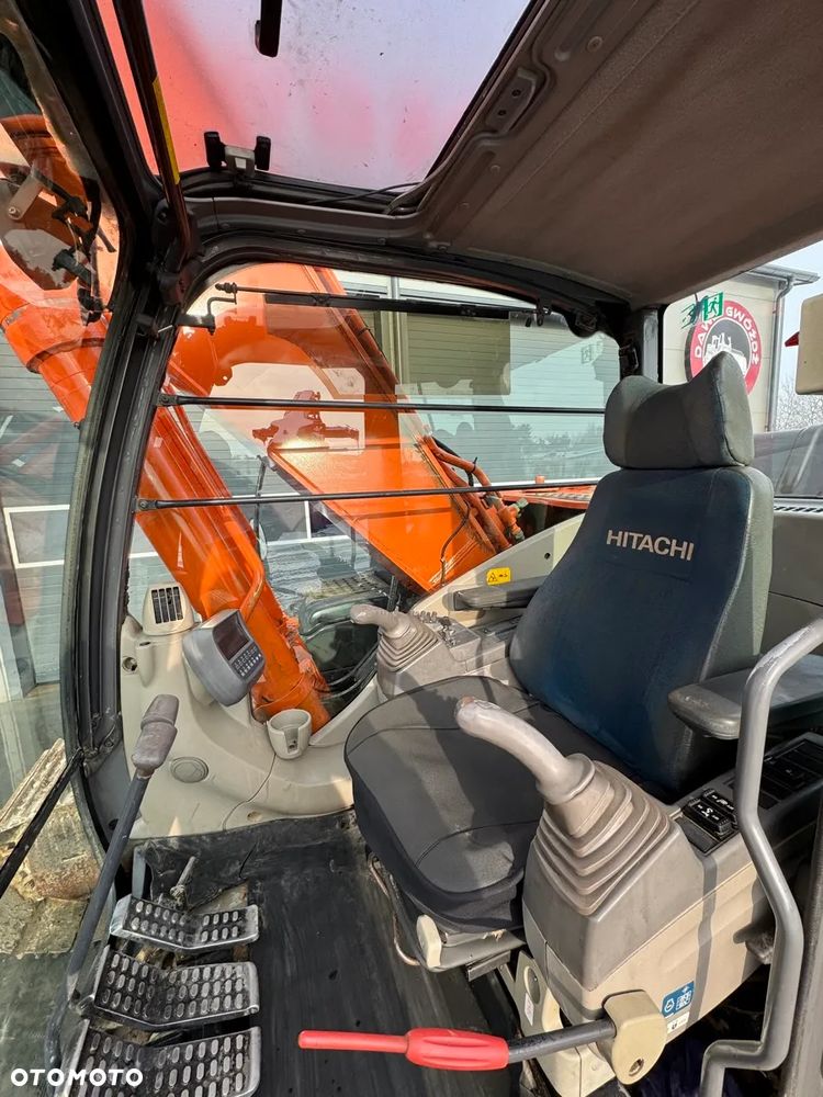 Hitachi ZX280LC-3 - 7