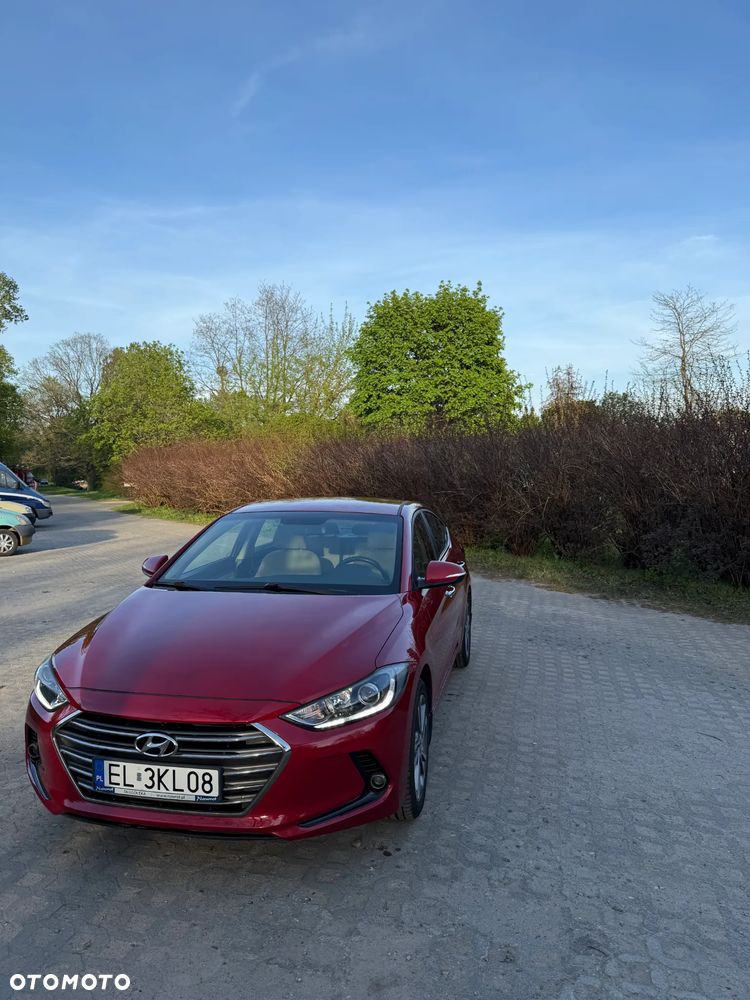 Hyundai Elantra 1.6 Classic Plus - 12