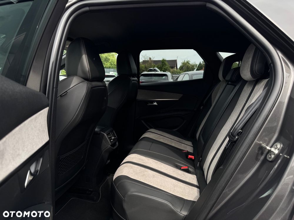 Peugeot 3008 225 e-EAT8 GT Pack - 25