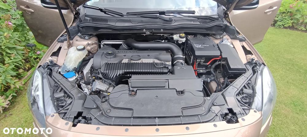 Volvo V40 Cross Country T5 Summum - 11