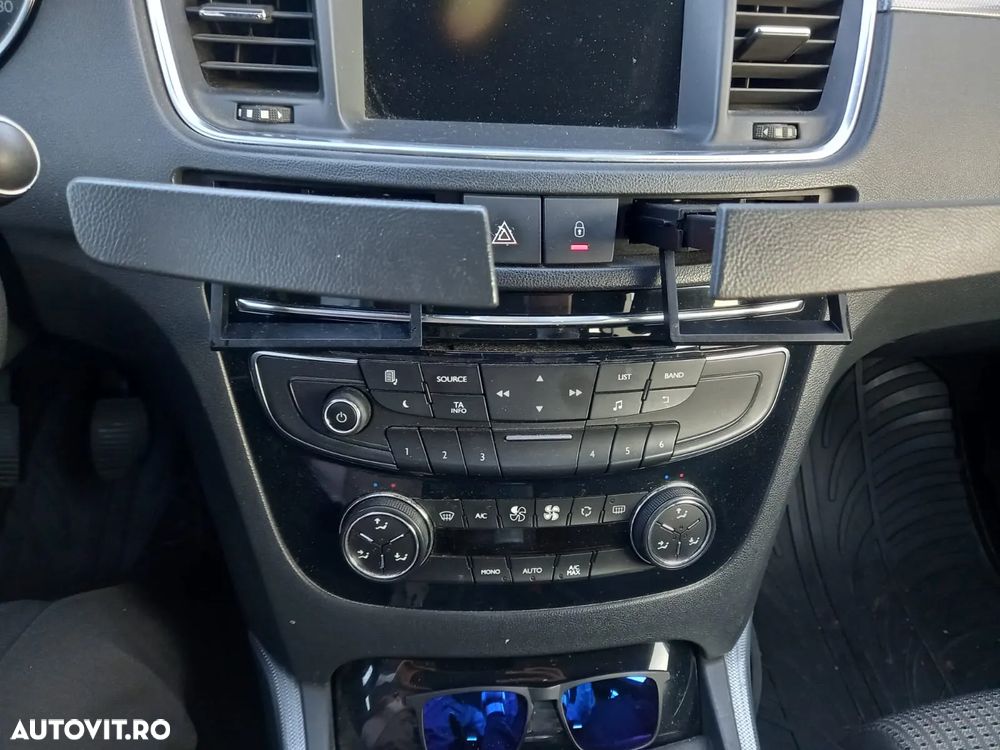 Peugeot 508 HDi FAP 115 Access - 8