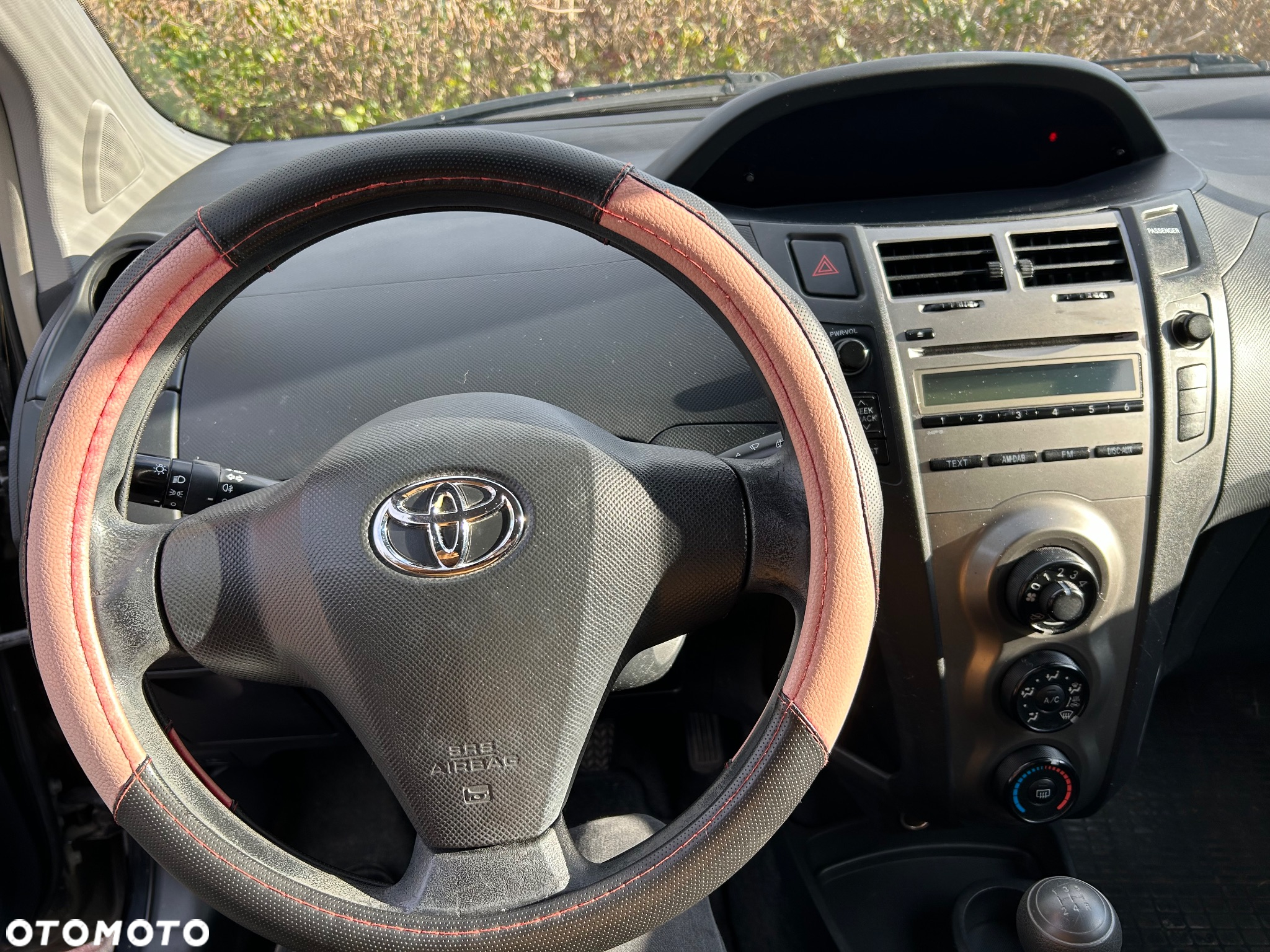 Toyota Yaris 1.0 Terra - 16