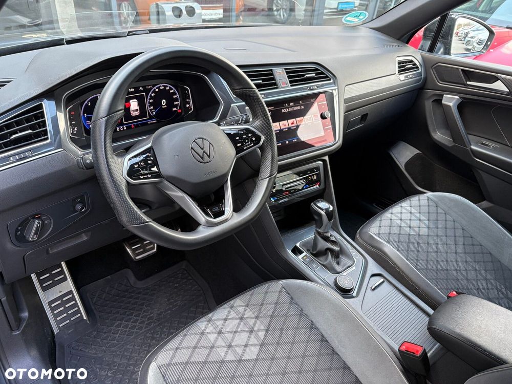 Volkswagen Tiguan - 13
