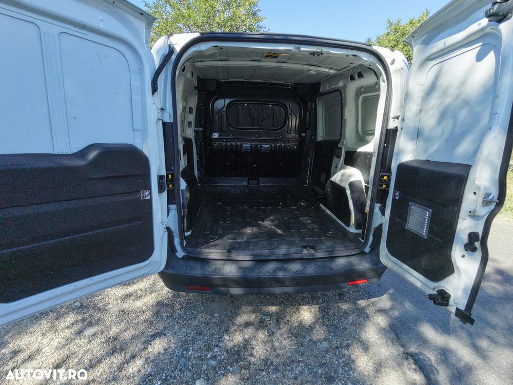 Opel Combo - 11
