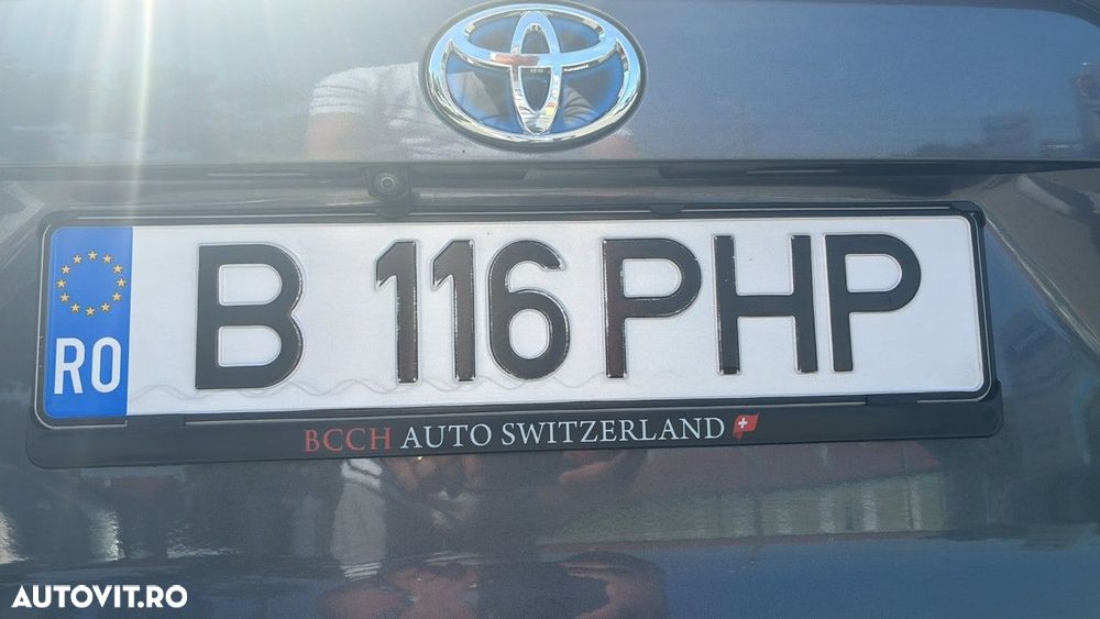 Toyota RAV4 - 7