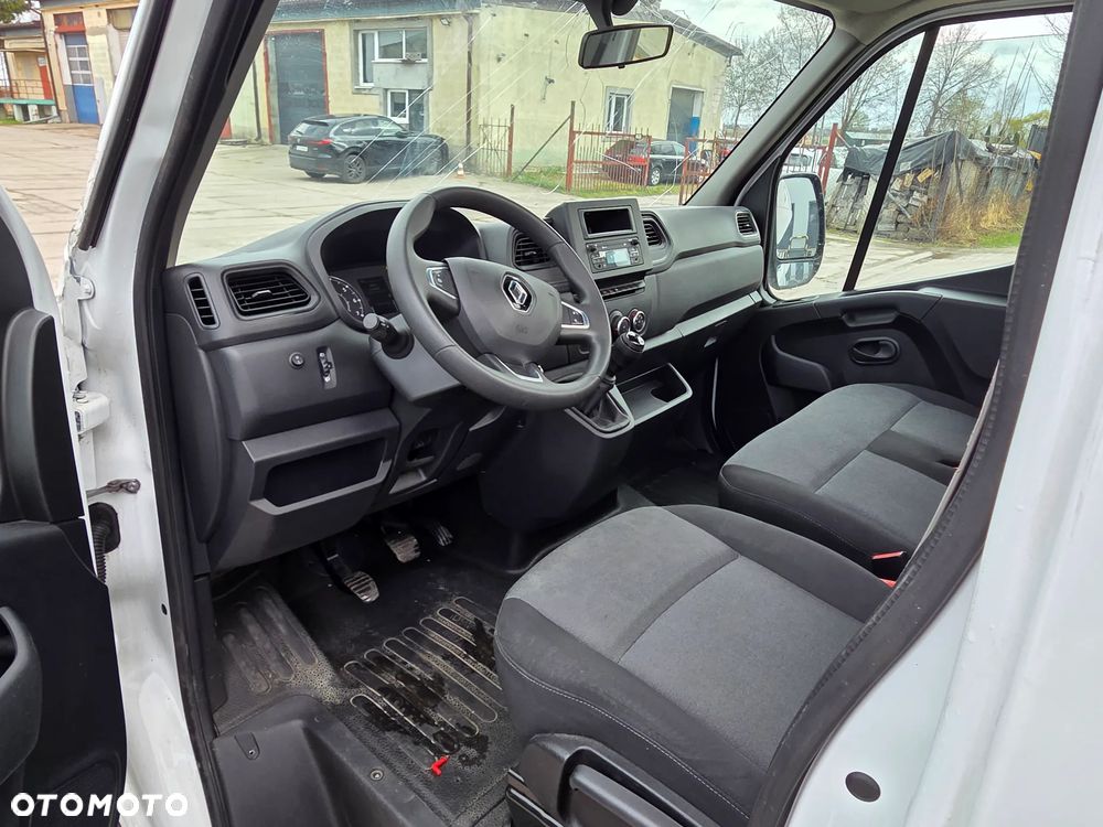 Renault Master - 15