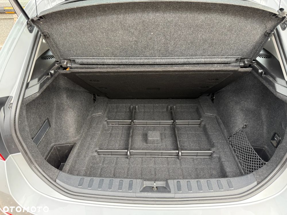 BMW X1 xDrive20i - 22
