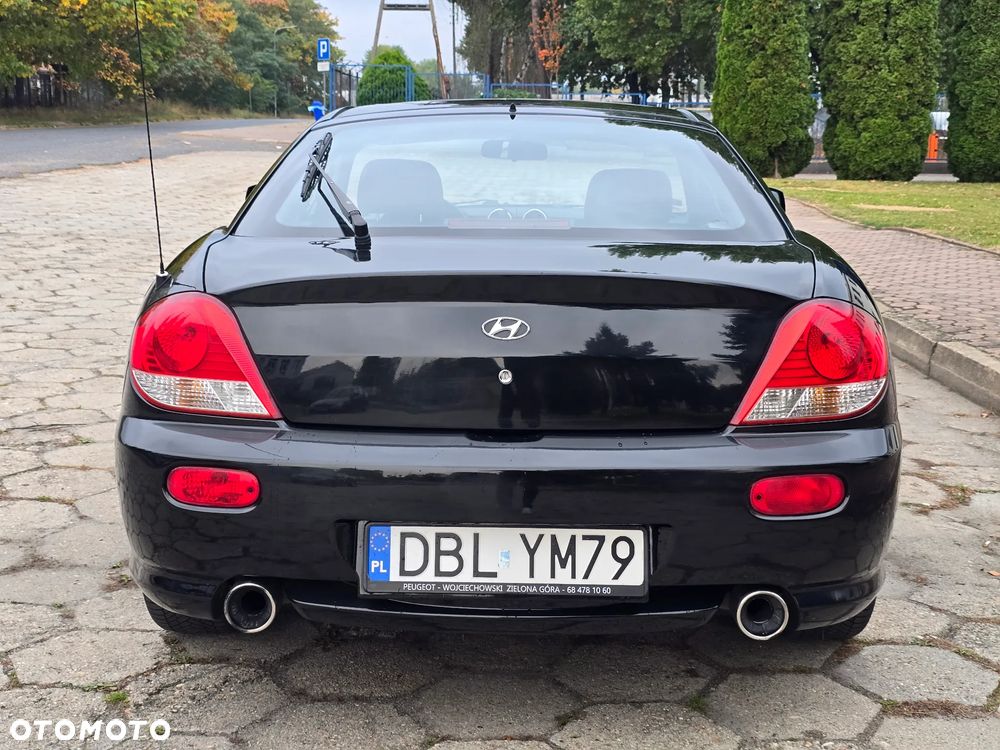 Hyundai Coupe 2.0 Middle - 11