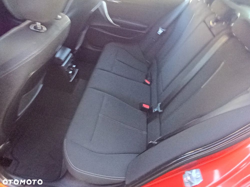 BMW Seria 1 118d DPF Edition Sport - 29