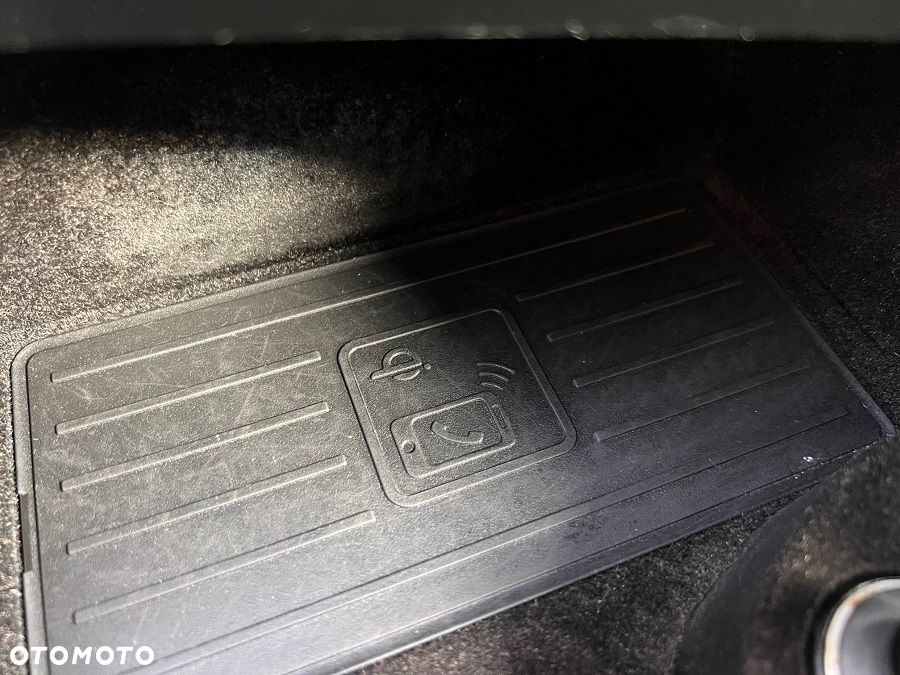 Volkswagen Touareg 3.0 V6 TDI 4Motion DPF Automatik R-Line - 24