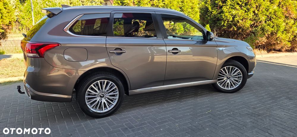 Mitsubishi Outlander 2.4 4WD Diamant+ - 15