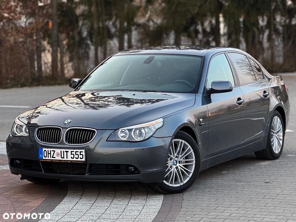 BMW Seria 5 545i - 1