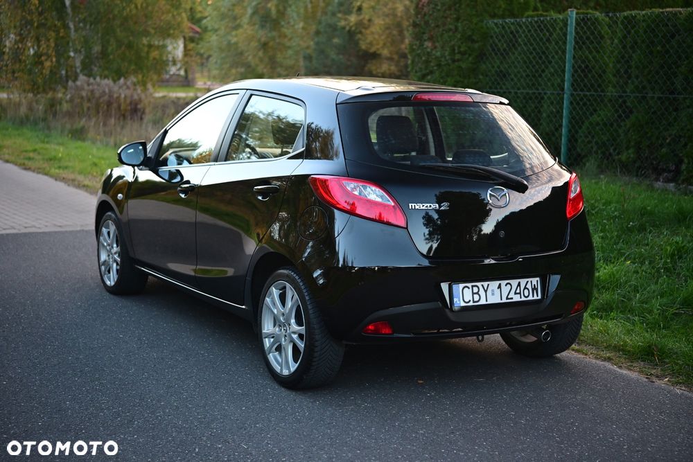 Mazda 2 - 8