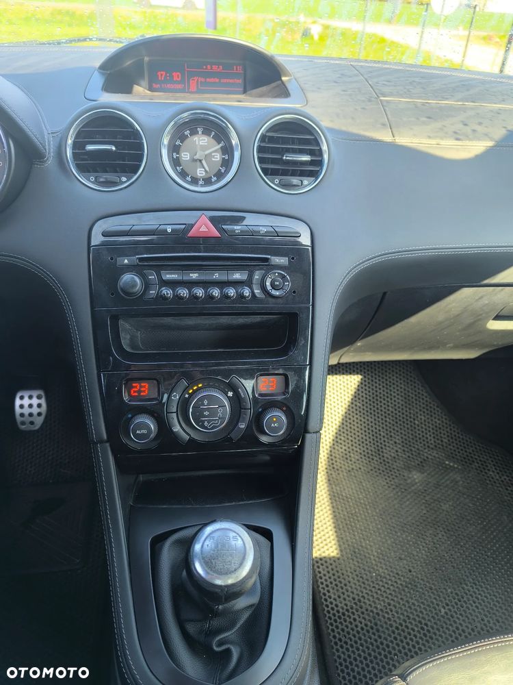 Peugeot RCZ 1.6 155 THP Onyx - 11