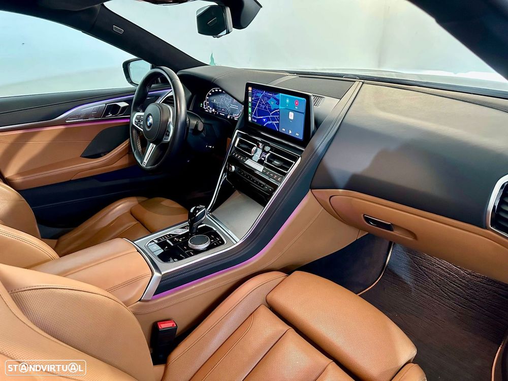 BMW M850i Gran Coupé xDrive - 16