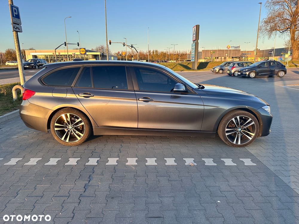 BMW Seria 3 320d Modern Line - 5