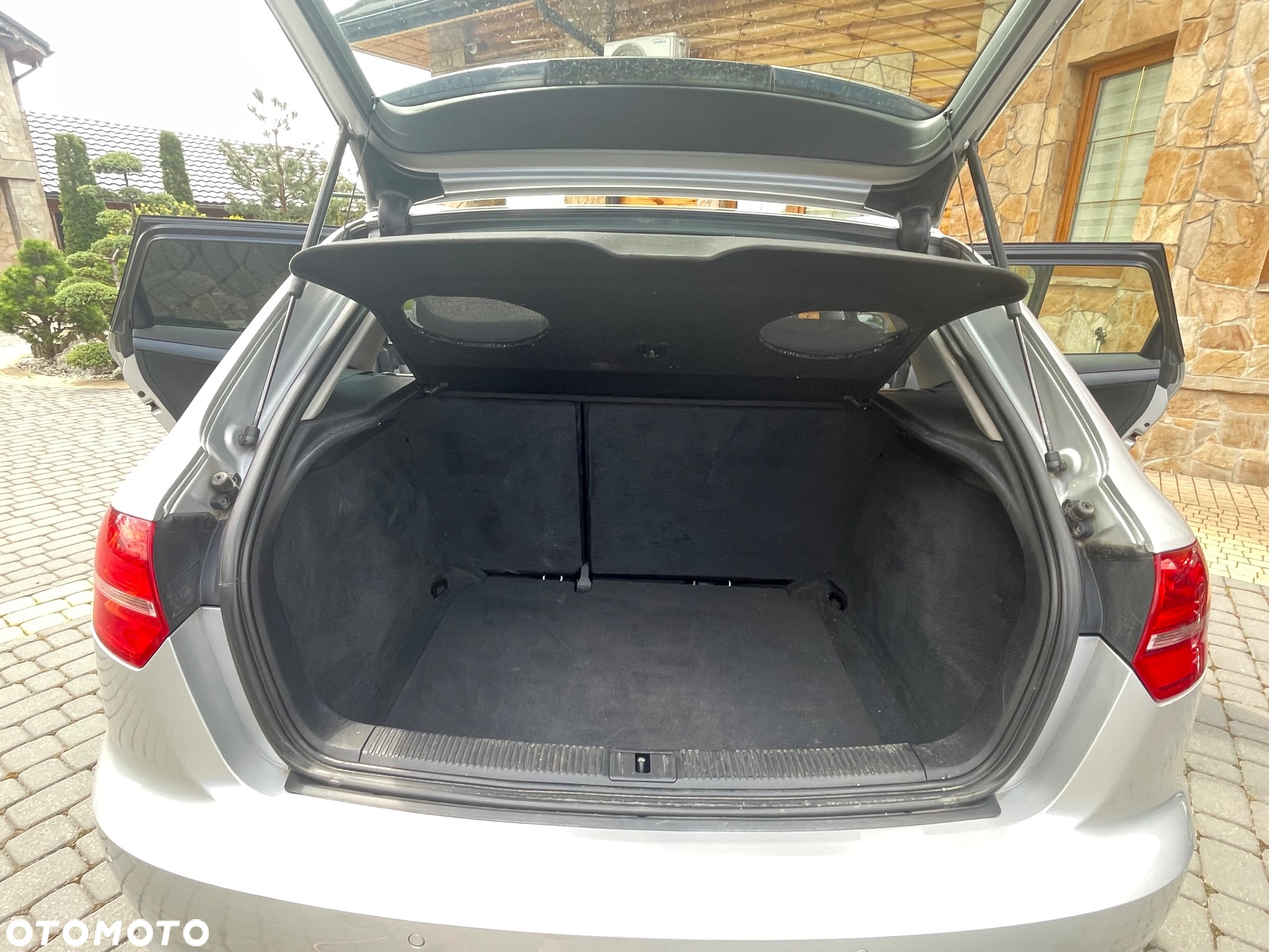 Audi A3 1.6 TDI DPF Ambiente - 9