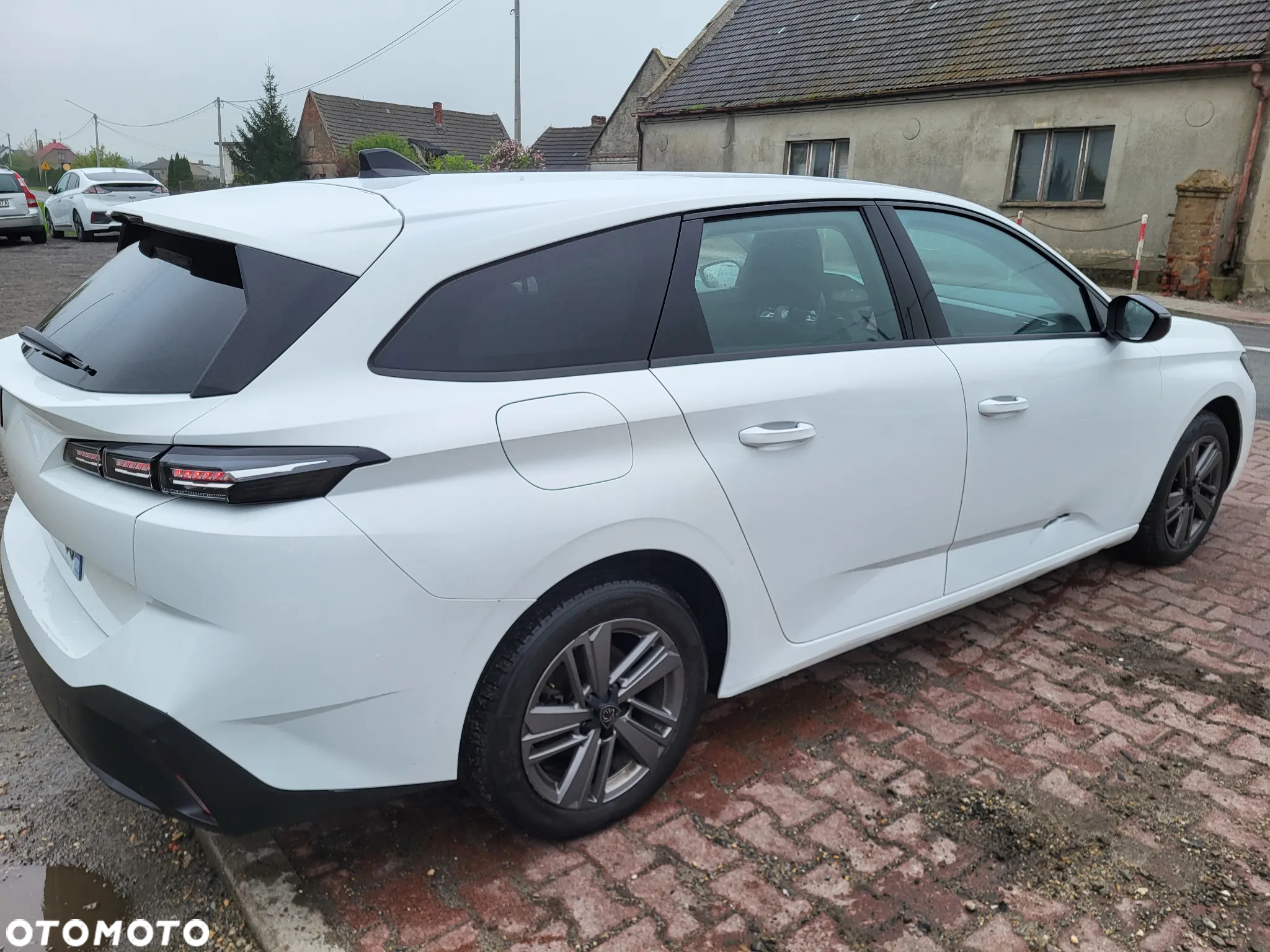 Peugeot 308 1.5 BlueHDi Active Pack Business S&S EAT8 - 16