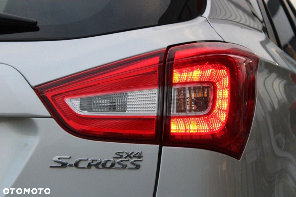 Suzuki SX4 S-Cross - 12