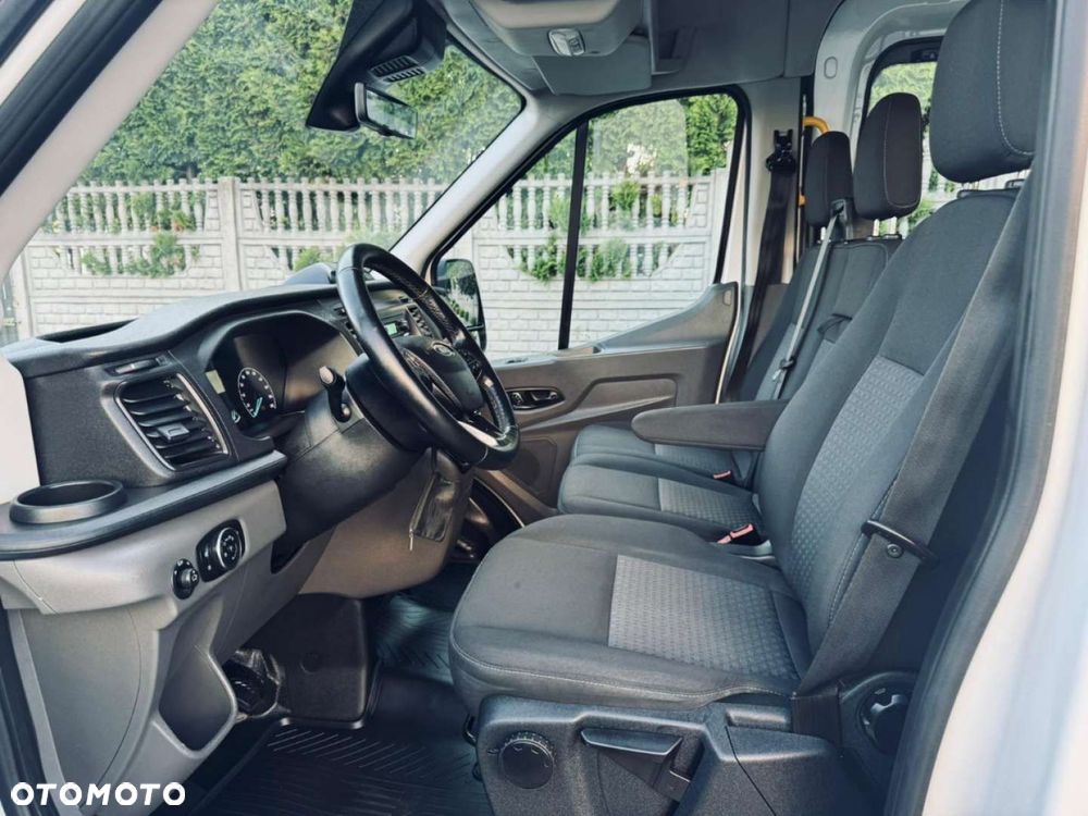 Ford Tramsit Max Doka 6- osobowy - 31