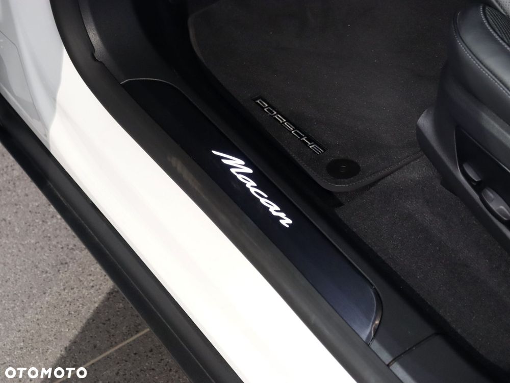 Porsche Macan 100kWh - 30