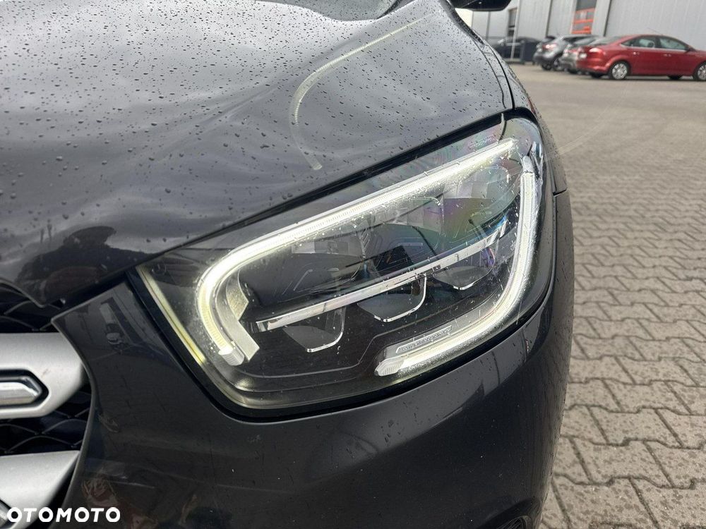 Mercedes-Benz GLC - 9