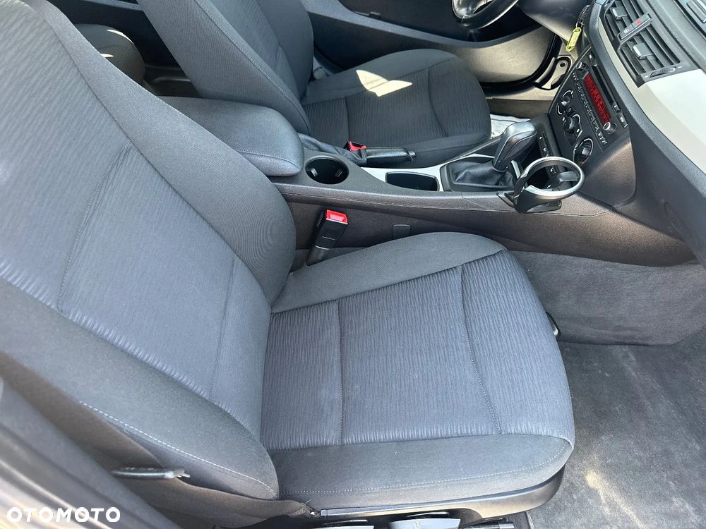 BMW X1 - 15