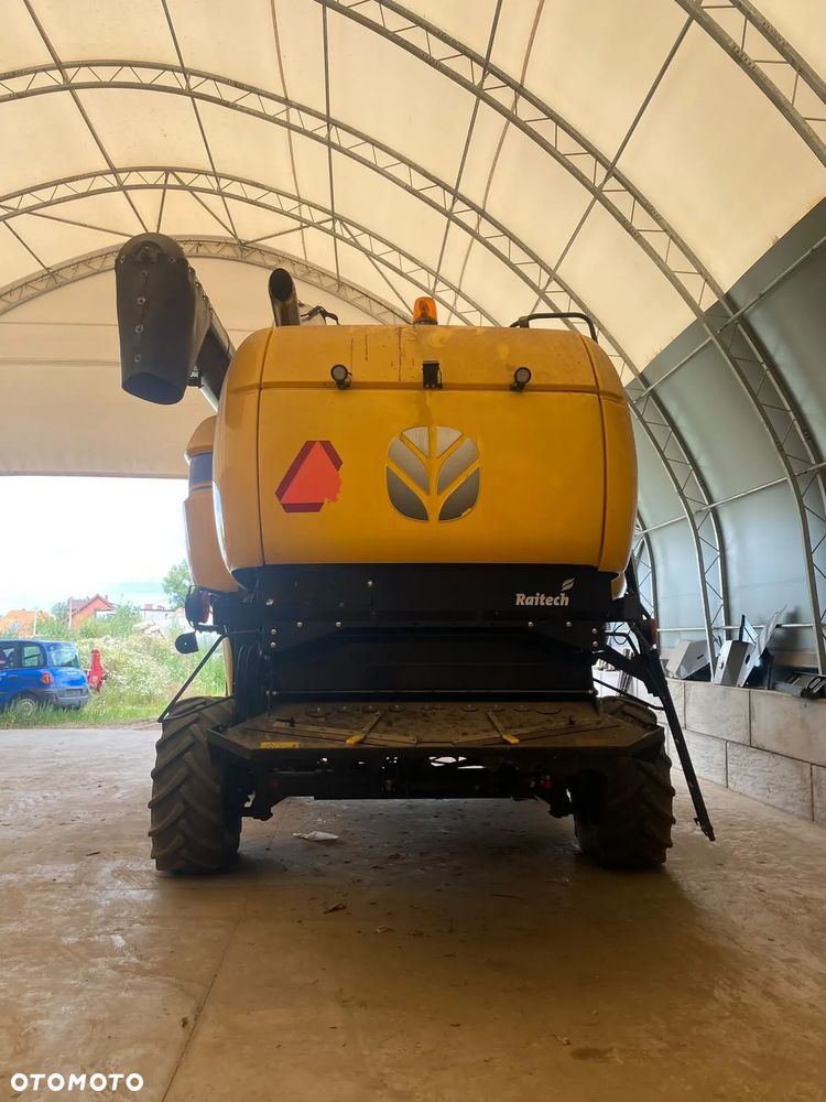 New Holland CH7.70 - 2