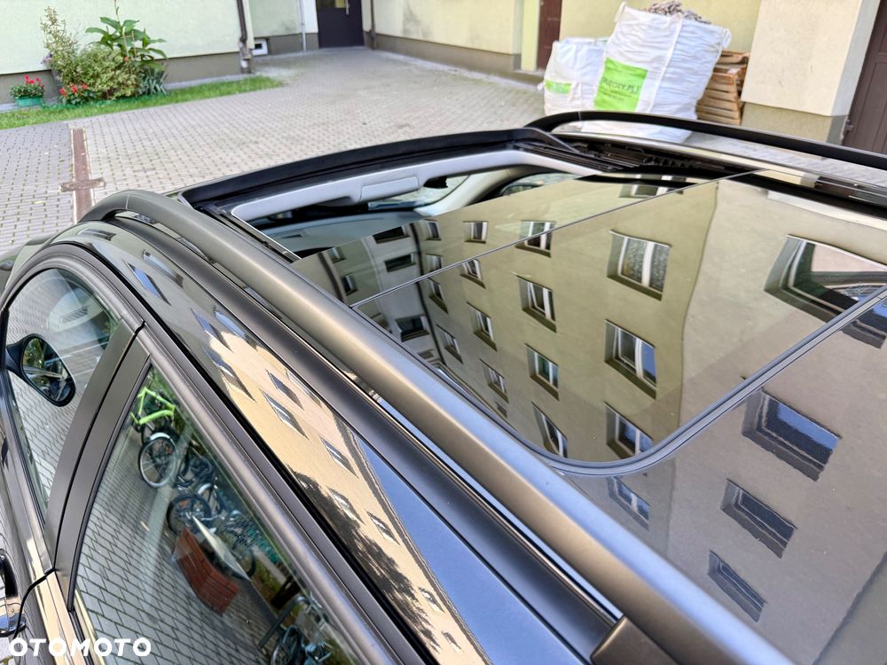 BMW Seria 3 318i Touring - 6