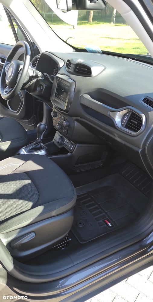 Jeep Renegade 1.3 GSE T4 Turbo Limited FWD S&S - 8