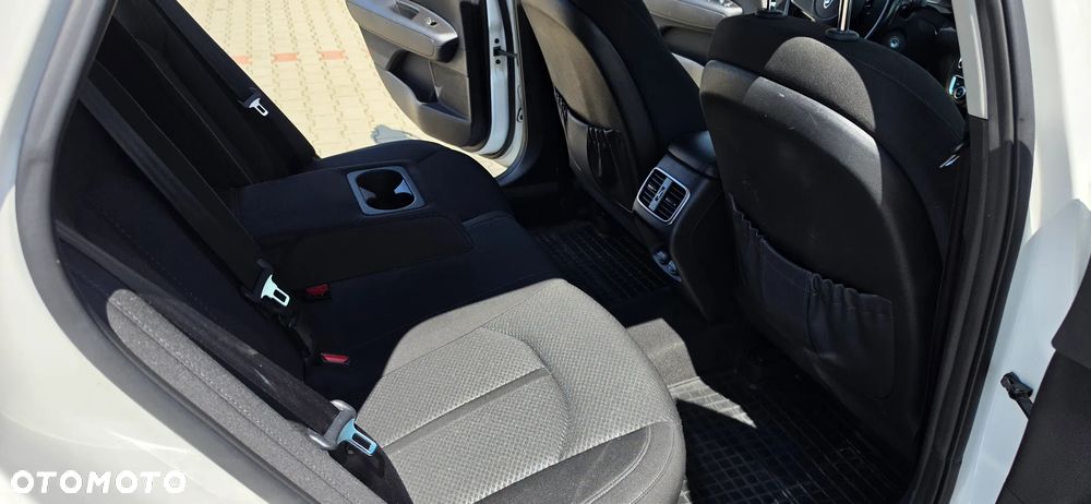Kia Optima 1.6 T-GDI M DCT - 12