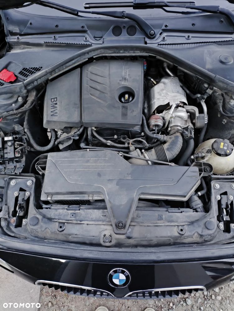 BMW Seria 1 114i - 22