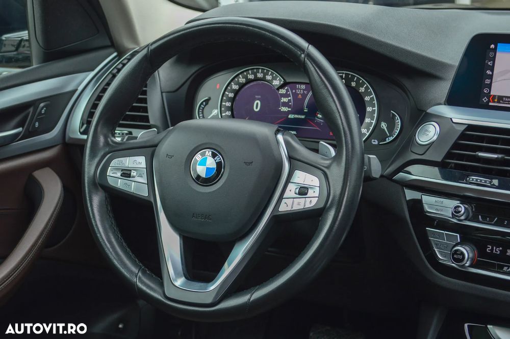 BMW X3 xDrive30e Aut. Luxury Line - 7