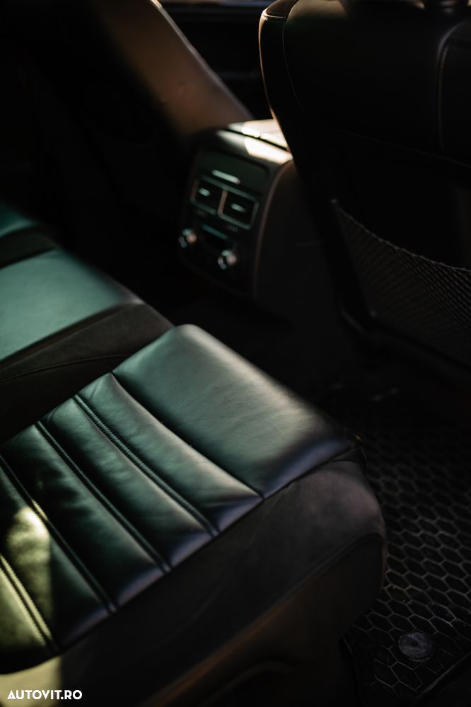 Volkswagen Touareg 3.0 V6 TDI BMT - 27