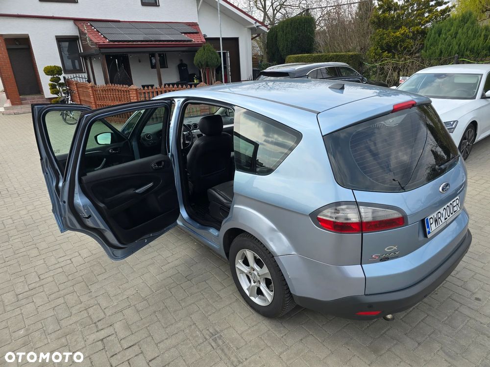 Ford S-Max - 35