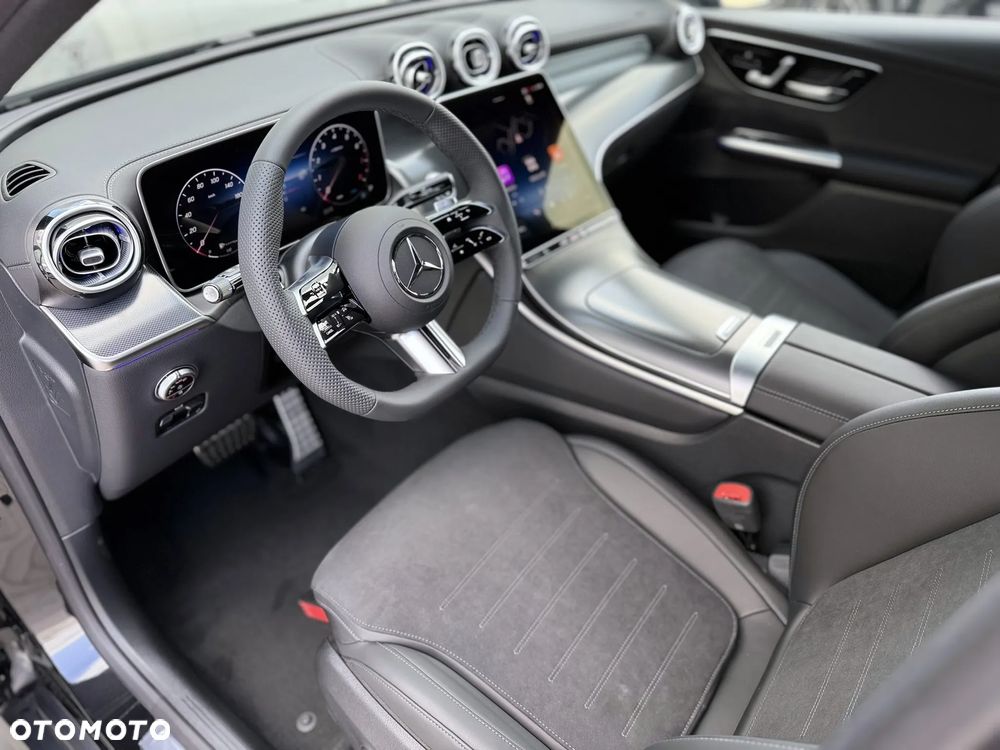 Mercedes-Benz GLC - 21