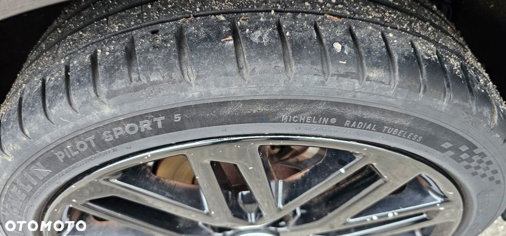 Volkswagen Golf 1.6 TDI (BlueMotion Technology) DSG Comfortline - 19